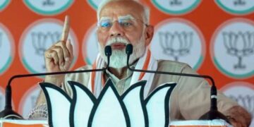 भगवान के नाम पर वोट मांगने के लिए पीएम मोदी पर लगे छह साल का बैन, कोर्ट में सुनवाई कल