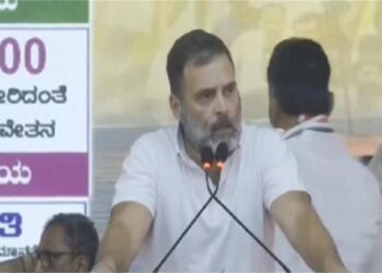 ‘PM ने ‘मास रेपिस्ट’ के लिए वोट मांगकर महिलाओं का अपमान किया, हाथ जोड़कर मांगे माफी’, रेवन्ना मामले पर बोले