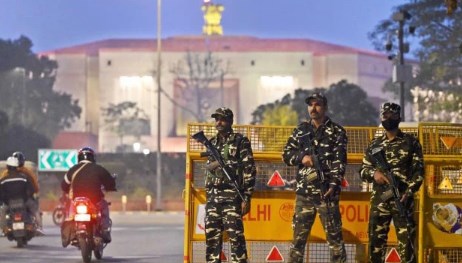संसद की सुरक्षा को लेकर बड़ा कदम उठाने की तैयारी, गृह मंत्रालय बना रहा खास प्लान