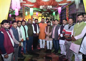 विधानसभा बीकापुर क्षेत्र के अन्तर्गत विभिन्न कार्यक्रमों में शामिल होते हुए, डा.अमित सिंह चौहान ,विधायक बीकापुर अयोध्या