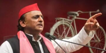 संभल हिंसा: अखिलेश ने फोटो जारी कर पूछा पहले पहल फसाद की वजह बने, उनकी तस्वीरें कब लगेंगी