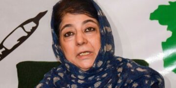 ये धर्मनिरपेक्षता के खिलाफ. झारखंड बीजेपी के विज्ञापन पर महबूबा मुफ्ती का हमला