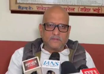 बांग्लादेश में हिंदुओं पर अत्याचार रोकने के लिए सरकार करे पहल : अजय राय
