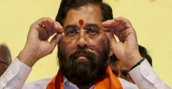 CM की कुर्सी जाने के बाद मुश्किल में फंसे एकनाथ शिंदे, जानें क्या है पूरा मामला ?