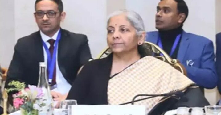 असम के नामरूप में 12.7 लाख मीट्रिक टन वाले संयंत्र की होगी स्थापना, फुटवियर के लिए भी योजना तैयार : निर्मला सीतारमण