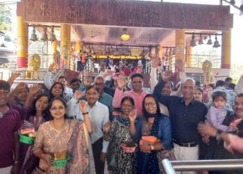 लखनऊ जन विकास महासभा के योग प्रकोष्ठ द्वारा माता चंडिका देवी के दर्शन एवं बाटी चोखे कार्यक्रम का आयोजन