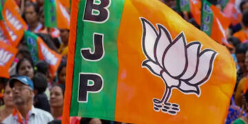 Bihar Election 2025, बीजेपी ने बनाई 19 नेताओं की खास टीम, महाराष्ट्र से भी शामिल हुए चेहरे