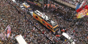 तमिलनाडु करूर हादसा, महिलाओं और बच्चों समेत 39 की जान गई, यूपी के नेताओं ने दी श्रद्धांजलि