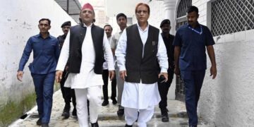 सीतापुर जेल से रिहाई के बाद अखिलेश यादव ने आजम खान को दी बड़ी जिम्मेदारी, बनेंगे बिहार चुनाव में स्टार प्रचारक