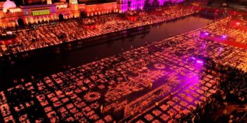 अयोध्या दीपोत्सव 2025, योगी सरकार की बड़ी तैयारी, श्रद्धालुओं की सेहत पर रहेगी खास नजर,15 अस्थायी अस्पताल और 24 घंटे एंबुलेंस तैनात