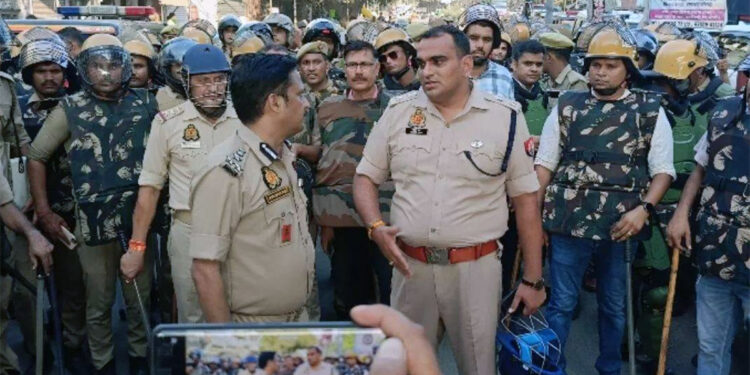 बरेली हिंसा, डॉक्टर नफीस और बेटे समेत 8 लोग गिरफ्तार, भड़काऊ वीडियो से फैलाई थी अफवाह