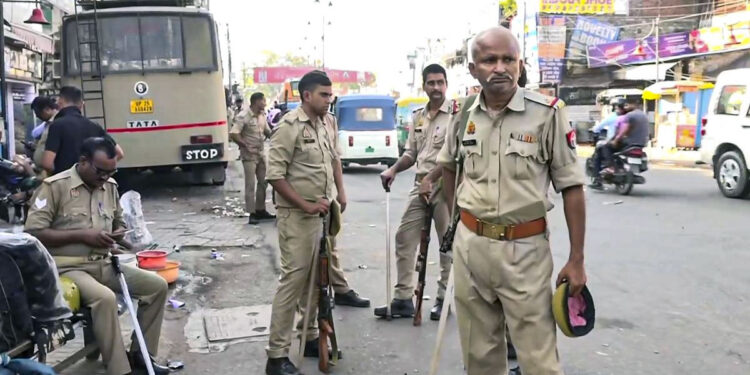 बरेली में इंटरनेट बंद, चार जिलों में हाई अलर्ट; ड्रोन से कड़ी निगरानी