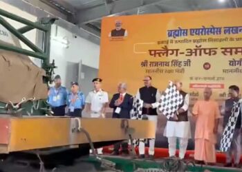 लखनऊ से रवाना हुई ब्रह्मोस मिसाइलों की पहली खेप, रक्षामंत्री राजनाथ सिंह बोले,अब लखनऊ सिर्फ तहज़ीब नहीं, टेक्नोलॉजी का शहर है