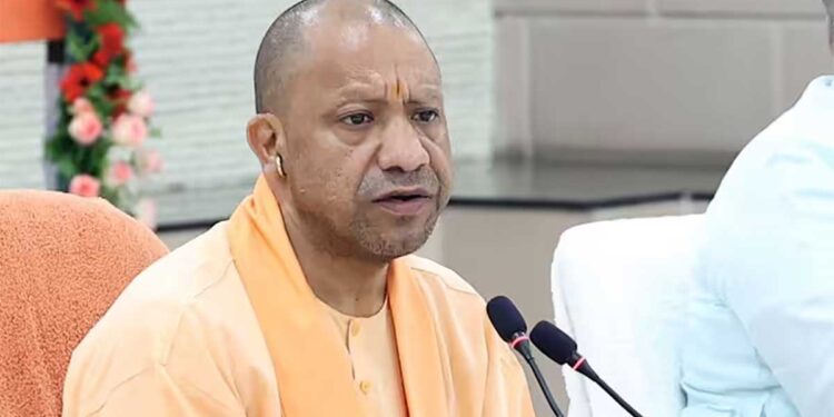 CM Yogi on Fire Safety: यूपी में आग की घटनाओं पर सीएम योगी सख्त, हर रीजन में बनेगी स्पेशलाइज्ड यूनिट