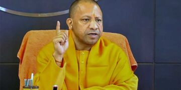 देव दीपावली काशी की सनातन परंपरा और लोक आस्था का संगम है, तैयारियों पर CM Yogi की समीक्षा बैठक