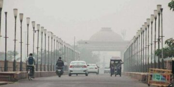 UP Pollution Alert, गाजियाबाद में AQI 582 पार, लखनऊ-वाराणसी में भी खतरनाक श्रेणी की हवा, सांस लेना हुआ मुश्किल
