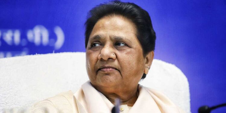 BSP Mission-2027, मायावती ने किया बड़ा संगठनात्मक फेरबदल, पश्चिमी यूपी के कई दिग्गज नेताओं को हटाया गया