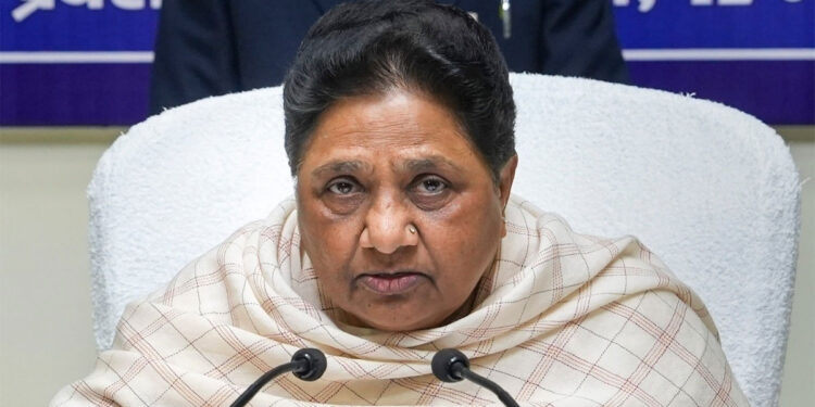 बिहार चुनाव में मायावती की एंट्री, सभी सीटों पर उम्मीदवार उतारने का ऐलान — बोलीं, ‘बीएसपी अकेले लड़ेगी चुनाव’