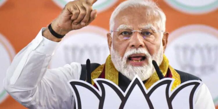 बिहार को अब लालटेन नहीं मोबाइल चाहिए, समस्तीपुर में पीएम मोदी का RJD पर तंज, बोले- जमानत पर चल रहे हैं ये लोग