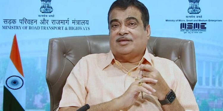 मैं क्यों गाली खाऊं?, नितिन गडकरी का बड़ा ऐलान, अब हर सड़क पर लगेगा QR कोड, जनता जान सकेगी किसकी है जिम्मेदारी