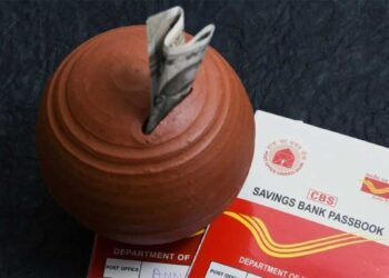 पोस्ट ऑफिस की मंथली इनकम स्कीम, सिर्फ एक बार निवेश और हर महीने पाएं 9,000 रुपए तक
