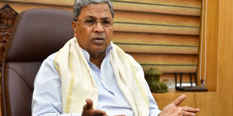 सात करोड़ लोगों का सर्वे, सिर्फ पिछड़ों का नहीं, CM सिद्धारमैया का मूर्ति दंपत्ति को जवाब