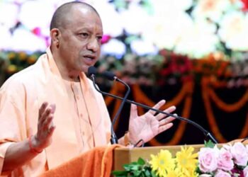 योगी आदित्यनाथ का विपक्ष पर प्रहार, सपा-कांग्रेस अपनाए हुए हैं अंग्रेजों की फूट डालो, राज करो नीति