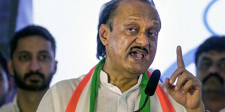 'आपके पास वोट है, मेरे पास फंड', डिप्टी CM अजित पवार के बयान से महाराष्ट्र में सियासी हलचल तेज, विपक्ष ने बताया धमकी