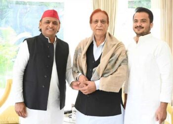 सियासी बर्फ पिघली, गिले-शिकवे दूर कर बेटे अब्दुल्लाह की फिक्र में अखिलेश के दरबार पहुंचे आजम खान