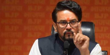 अनुराग ठाकुर ने नए लेबर कोड्स को बताया ऐतिहासिक, बोले- मजदूरों को मिलेगी सुरक्षा की गारंटी और समय पर वेतन