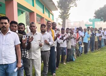 बिहार चुनाव 2025, पहले चरण में रिकॉर्ड तोड़ वोटिंग, शाम 5 बजे तक 60% से ज्यादा मतदान