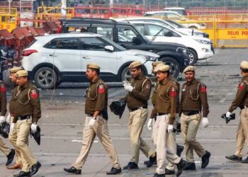 दिल्ली ब्लास्ट केस में अब तक 6 गिरफ्तार, डॉ. शाहीन और मुजम्मिल समेत 4 आरोपी NIA रिमांड पर, खुलेंगे कार धमाकों के राज