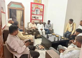 पूर्व विधायक मो० रेहान ने लखनऊ पश्चिम में की पीडीए मीटिंग, कार्यकर्ताओं संग बढ़ाया जनसंपर्क