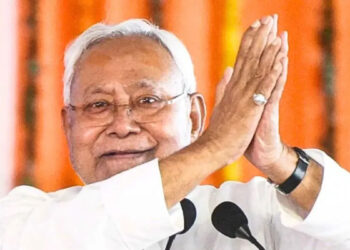 बिहार की सत्ता का नया गणित, नीतीश कुमार को आउट कर BJP ऐसे बना सकती है अपना CM, जानें महाराष्ट्र-MP फॉर्मूला