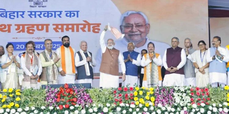 नीतीश कैबिनेट में 10 नए चेहरे शामिल, NDA ने ऐसे साधा जातीय समीकरण: किस जाति से कितने मंत्री, पुराने दिग्गजों को भी मौका