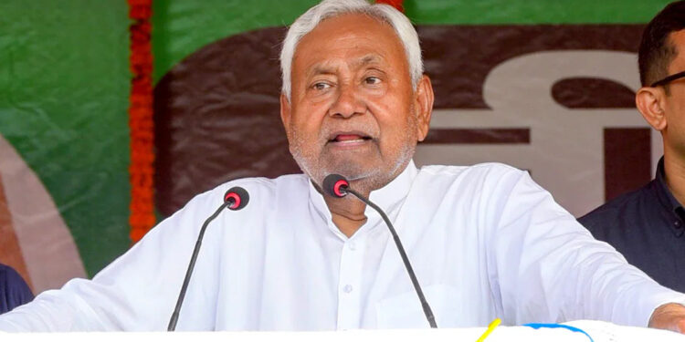 बिहार में प्रचंड जीत के बाद CM नीतीश कुमार का पहला रिएक्शन, पीएम मोदी समेत सभी साथियों को दिया धन्यवाद, बोले- 'बिहार और आगे बढ़ेगा'