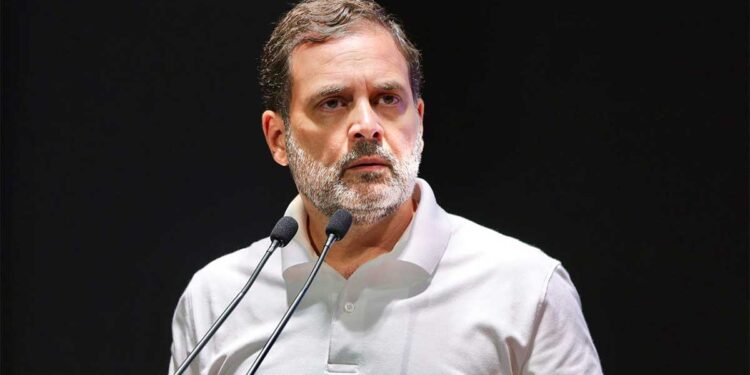 देश भर में मचा रखी अफरा-तफरी, SIR को लेकर राहुल गांधी फिर भड़के, चुनाव आयोग पर वोट चोरी का लगाया बड़ा आरोप