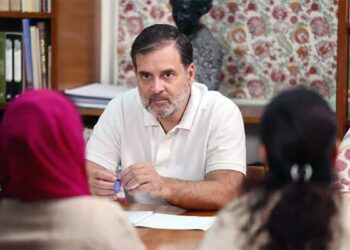 मॉब लिंचिंग पीड़ित हरिओम वाल्मीकि के परिजनों से राहुल गांधी ने की दिल्ली में मुलाकात, दिया पूरी मदद का भरोसा