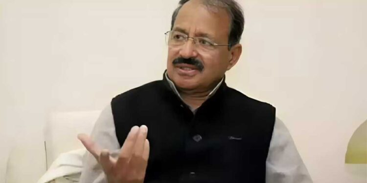 मोदी ने अयूब खान से सीखी मन की बात, कांग्रेस नेता राशिद अल्वी का पीएम पर तीखा तंज, बुर्का बयान पर गिरिराज सिंह को भी घेरा