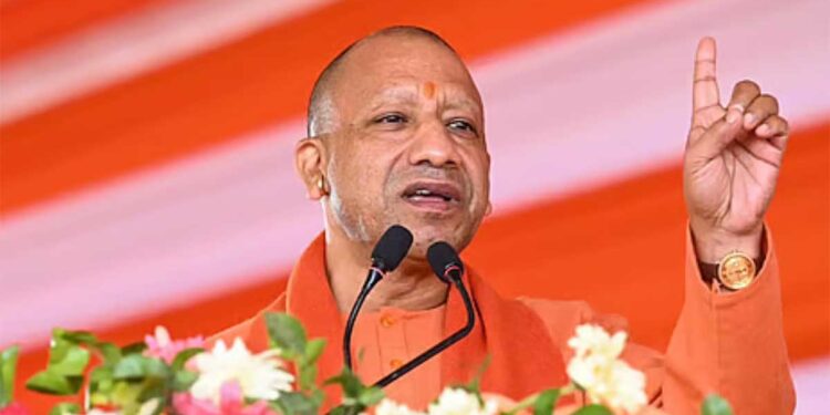 अब यूपी के इस शहर का बदला जाएगा नाम, CM योगी आदित्यनाथ ने गाजियाबाद में मंच से किया ऐलान
