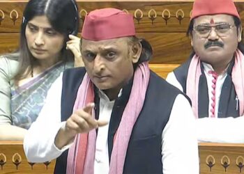 यूपी में SIR के दबाव से 10 BLO की मौत? लोकसभा में अखिलेश यादव ने गिनाए नाम, चुनाव आयोग पर बड़ा आरोप