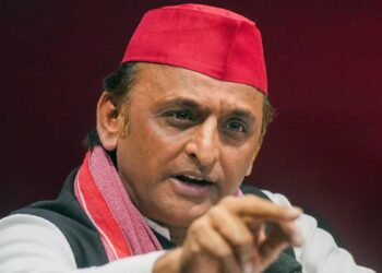 UP News, अखिलेश यादव ने BJP को बताया राष्ट्र विवादी पार्टी, बोले- इंडिगो ने सरकार को झुका दिया