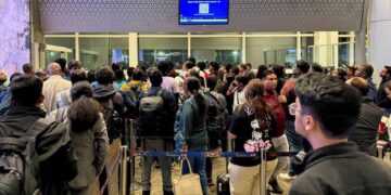 मनमानी किराया वसूली पर रोक! इंडिगो संकट के बीच सरकार का बड़ा फैसला, EMI की तरह कैप हुई हवाई टिकट