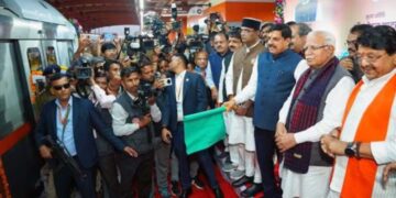 भोपाल का सपना हुआ साकार, पटरी पर दौड़ी मेट्रो, सीएम मोहन यादव और मनोहर लाल खट्टर ने सुभाष नगर से एम्स तक किया पहला सफर