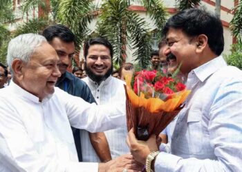 पूरा देश चाहता है कि नीतीश कुमार PM बनें, मंत्री जमा खान ने सीएम नीतीश को बताया सबसे प्रभावशाली नेता