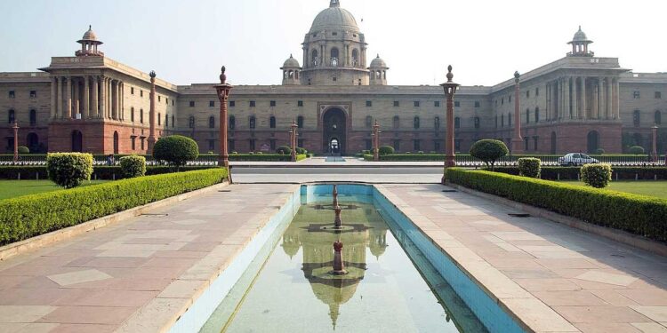 प्रधानमंत्री कार्यालय का बदला नाम: अब 'सेवा तीर्थ' के नाम से जाना जाएगा PMO, राजभवन कहलाएंगे 'लोकभवन'