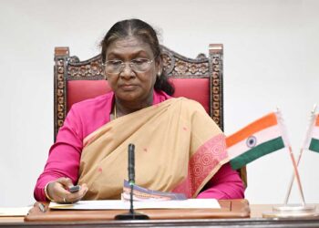 G RAM G अब बना देश का नया कानून, राष्ट्रपति द्रौपदी मुर्मू ने बिल को दी मंजूरी, मनरेगा की जगह अब मिलेंगे 125 दिन काम
