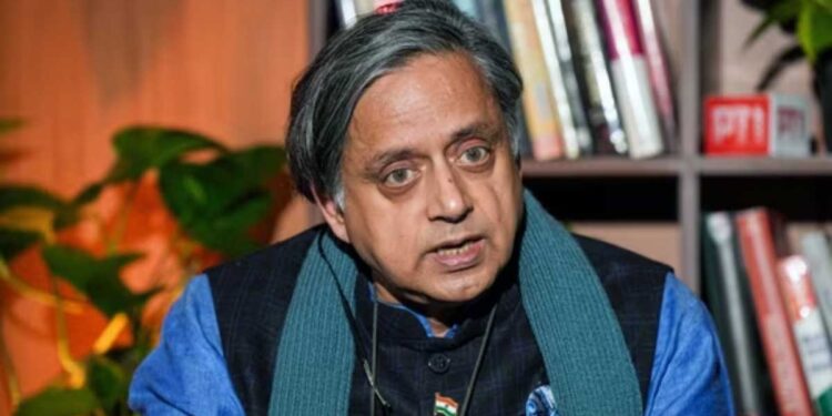 राहुल गांधी की बैठक में नहीं पहुंचे शशि थरूर, थरूर की अनुपस्थिति पर उठे सवाल, लगातार तीसरी बार मीटिंग से रहे गायब