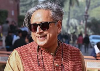 जलाने से किताबें चंद, कभी इतिहास नहीं मरता..., बिहार यात्रा के बाद शशि थरूर ने नालंदा की शान में पढ़े कसीदे, लिखी दिल छू लेने वाली कविता
