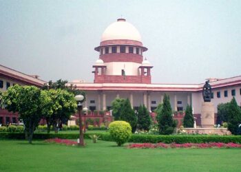 SIR पर जोरदार बहस, वकील ने चुनाव आयोग के अधिकारों पर उठाए सवाल, नागरिकता साबित करने का भार मतदाताओं पर डालना असंवैधानिक